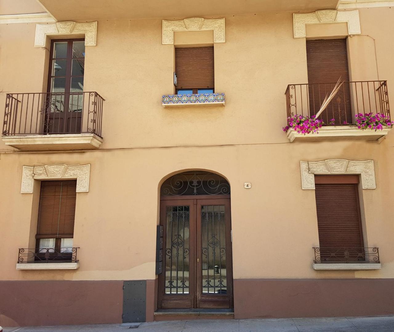 Apartment Sant Francesc Olot Ngoại thất bức ảnh