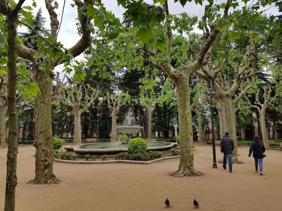 Apartment Sant Francesc Olot Ngoại thất bức ảnh